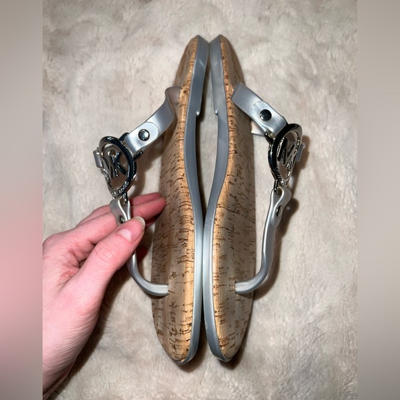 Michael Kors sandals size 7 - Picture 2 of 5
